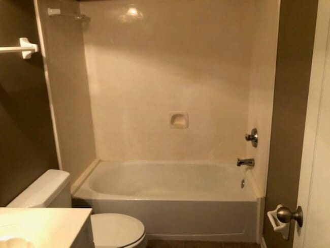 Building Photo - 9291 N Fairmont Cir