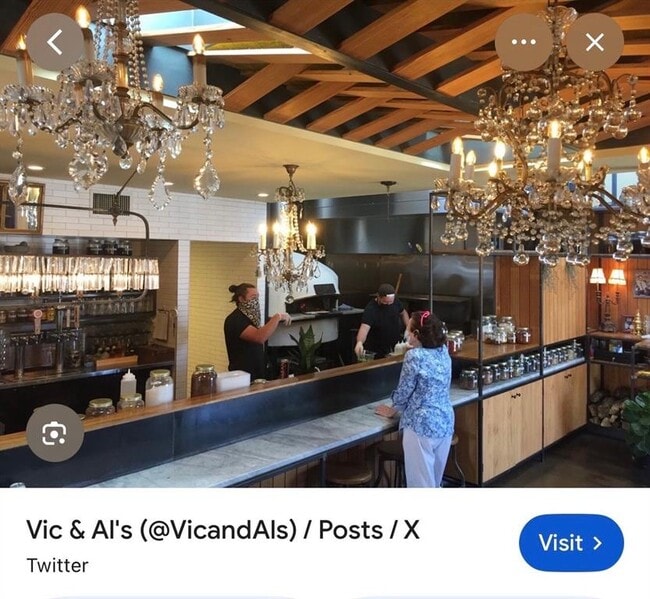 Building Photo - 2401 Manor Rd