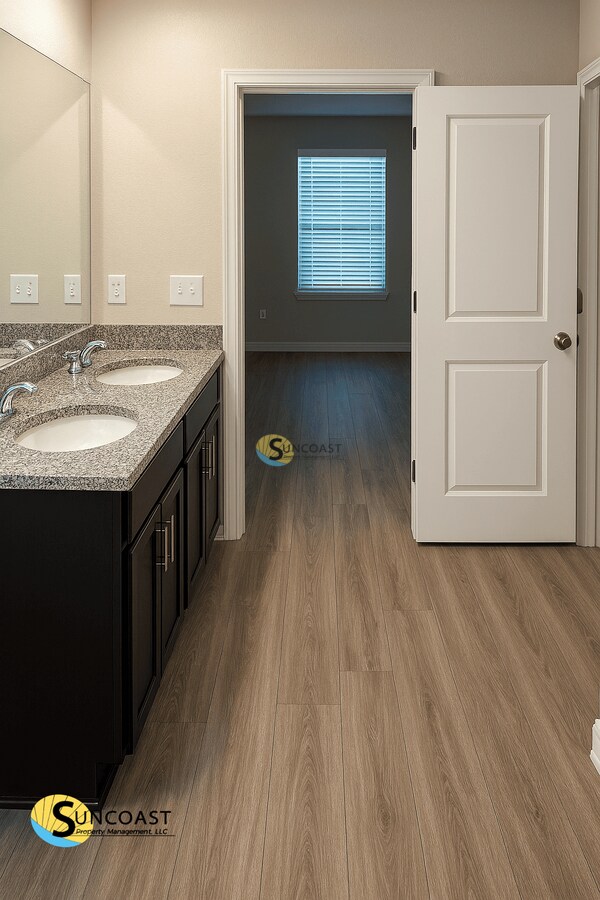 Building Photo - 8676 Kaye Ln