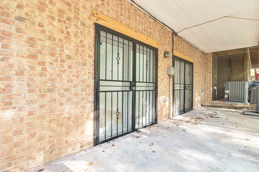 Building Photo - 6500 Gaines Ferry Rd