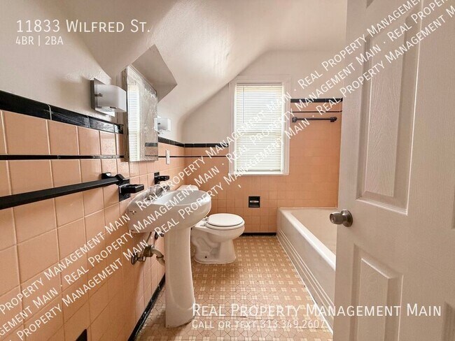 Building Photo - 11833 Wilfred St
