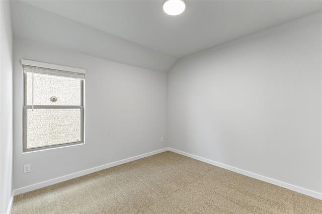 Building Photo - 905 Honeydew Ln