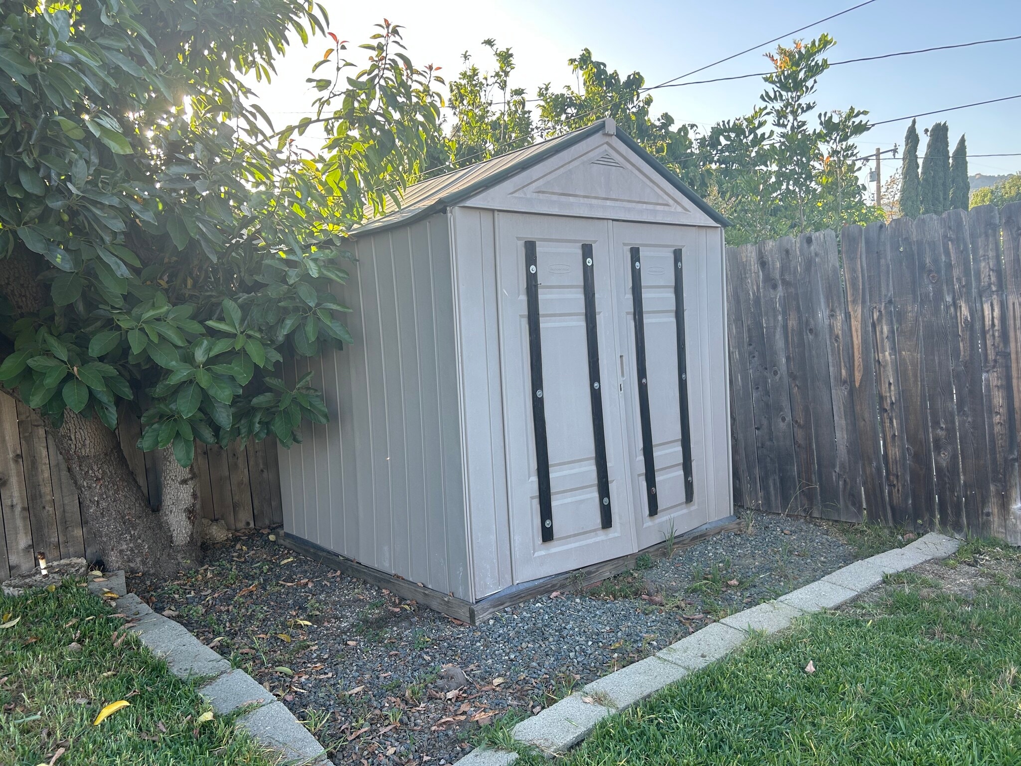 Building Photo - 433 Forestdale Ave