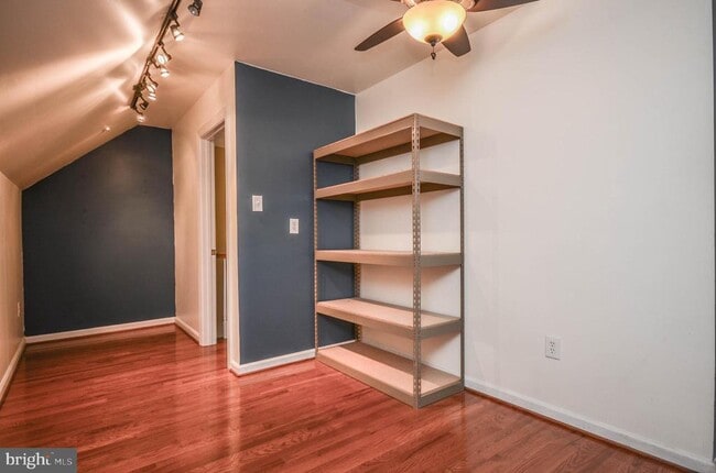 Building Photo - 13776 Lambertina Pl