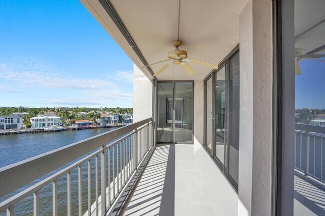 Building Photo - 2697 N Ocean Blvd