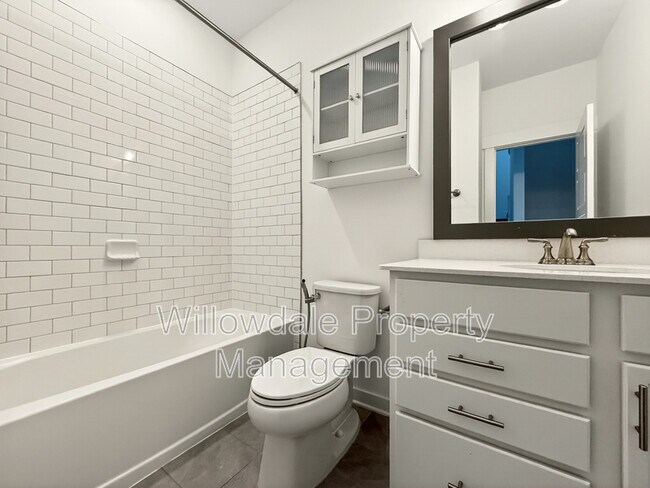 Building Photo - 1235 Corkery Ridge Ct