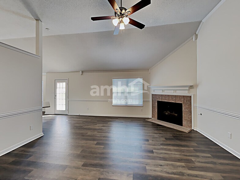 Building Photo - 2383 Bethany Dr