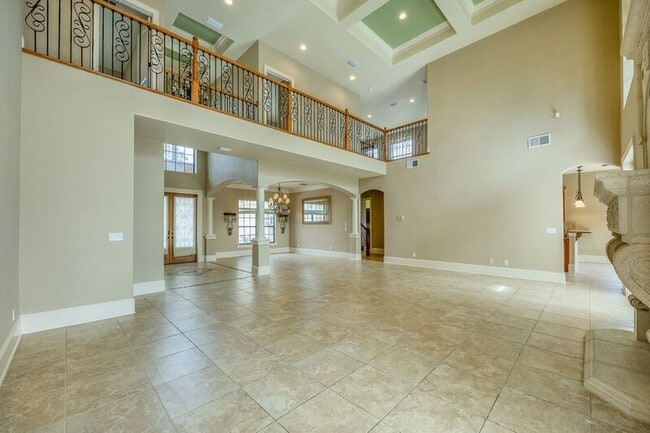 Building Photo - 1605 Kennesaw Dr