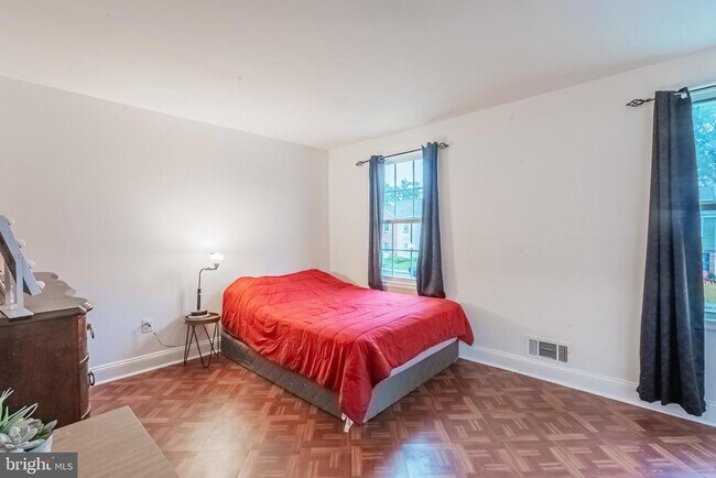 Building Photo - 9832 Buckner Rd