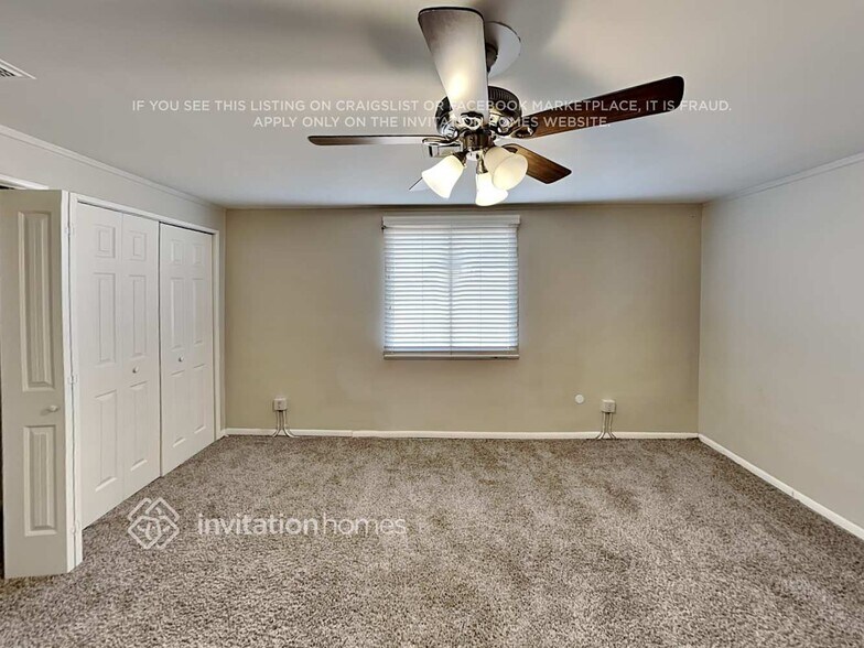 Building Photo - 7208 W Glenrosa Ave