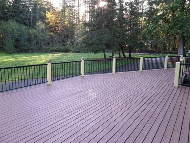 Building Photo - GREAT NEW PRICE! Gorgeous 6-Bedroom Home on 5 Acres with Tons of Privacy in Issaquah!!