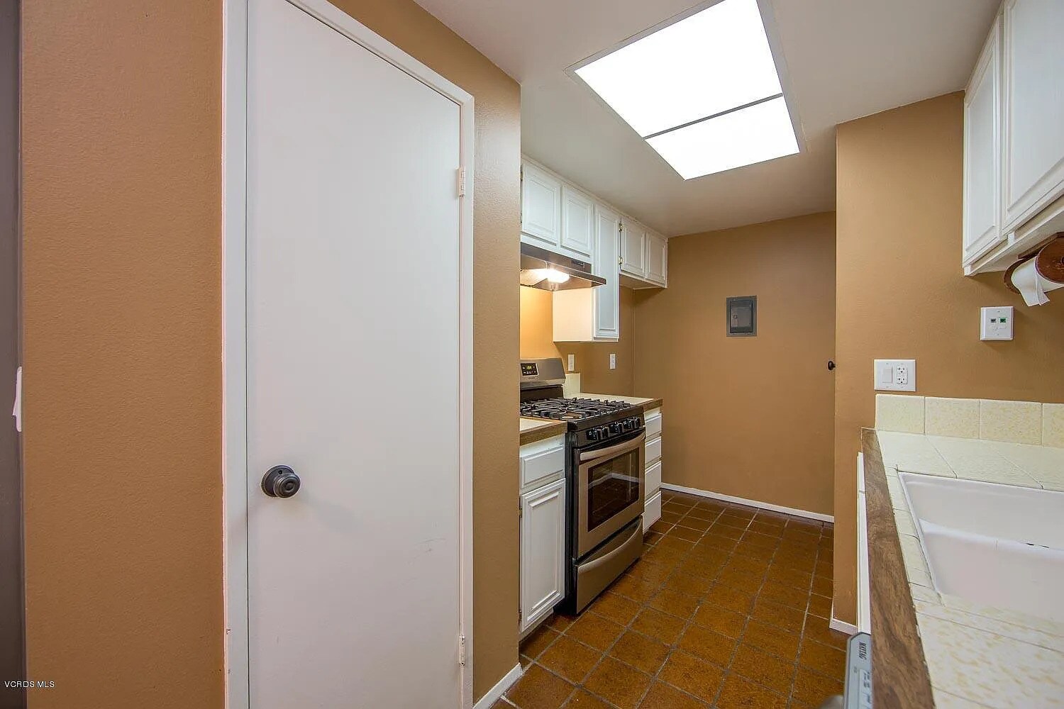 Building Photo - 5977 Nelda St