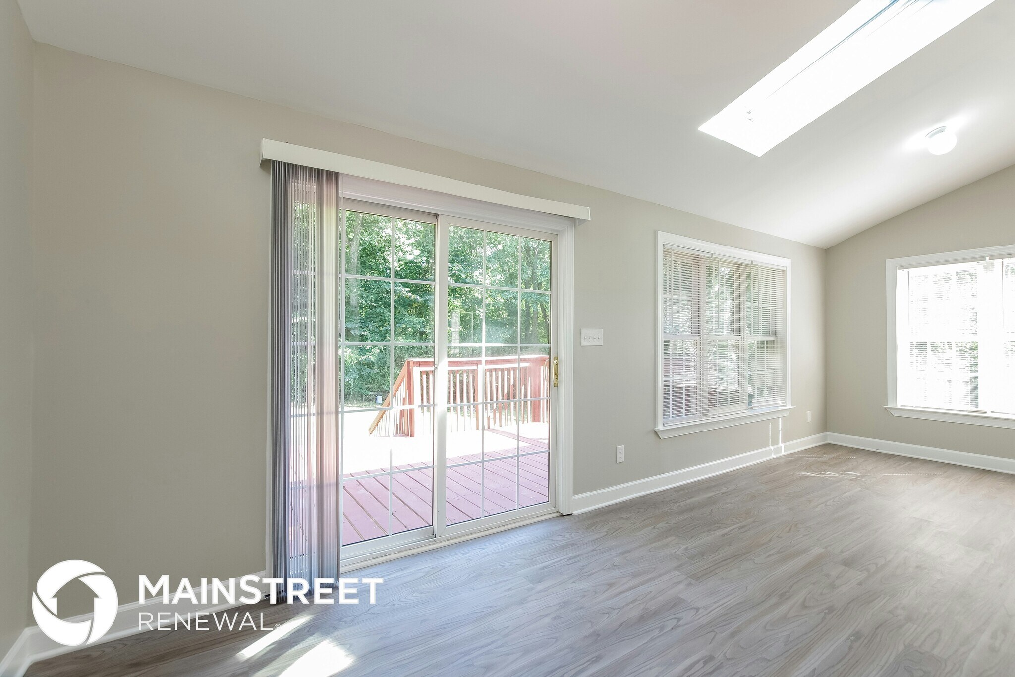 Building Photo - 13841 Poppleton Ct