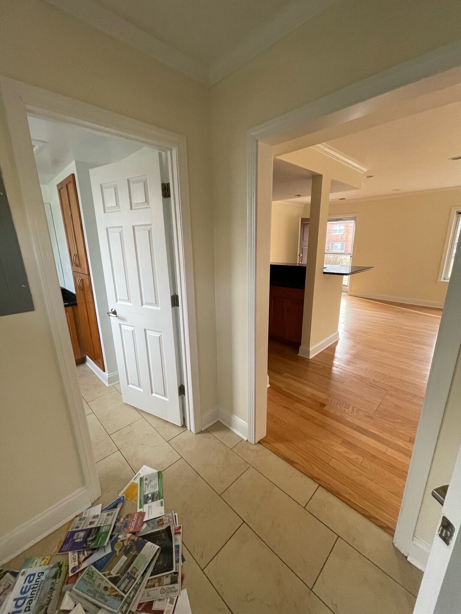 Building Photo - 203 Paine Ct