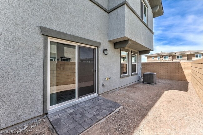 Building Photo - 776 Fallen Phoenix St