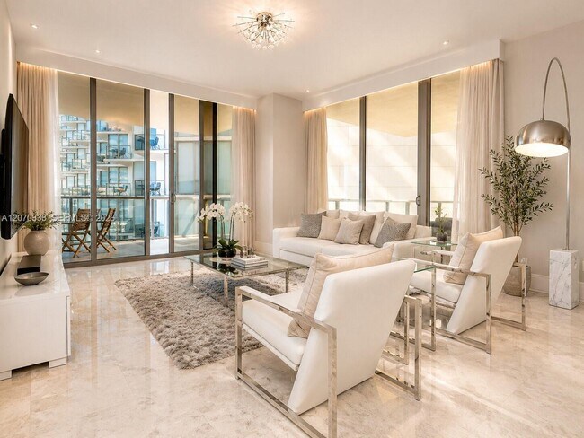 Building Photo - 9705 Collins Ave
