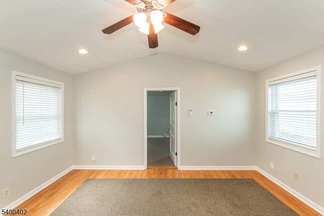 Building Photo - 59 Iroquois Ave