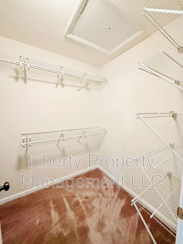 Building Photo - 48 Commonwealth Ct