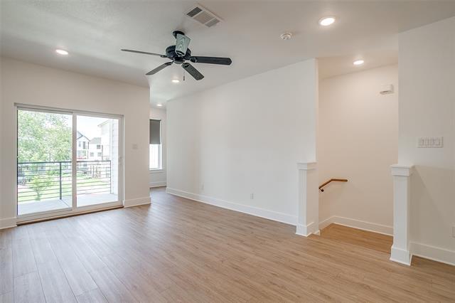 Building Photo - 2345 Benbrook Dr