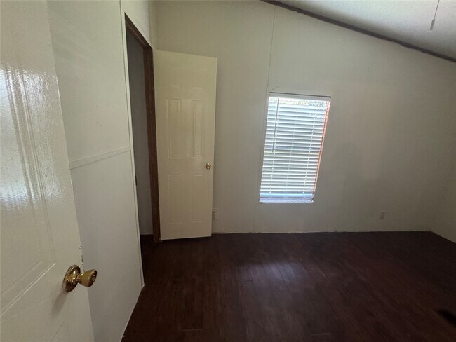 Building Photo - 16415 Tamra Ct