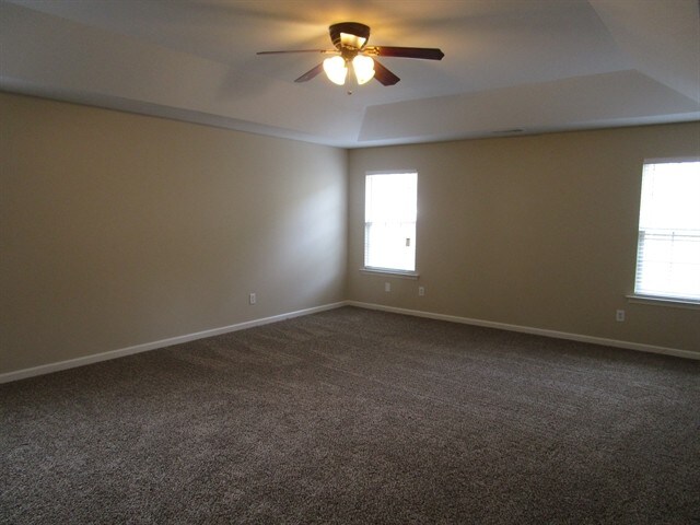 Building Photo - 406 Howell Xing