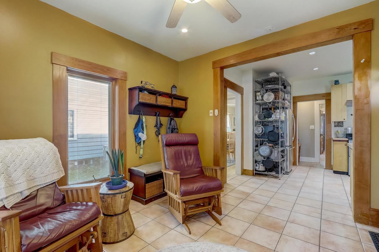 Building Photo - 2114 E Edgewood Ave