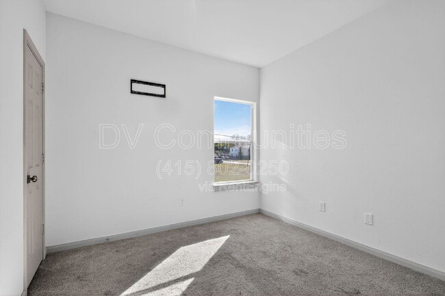 Building Photo - 4423 Brinkley St