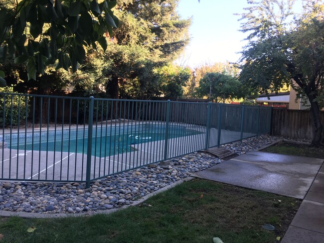 Building Photo - Gated Brookside Home With Pool and Spa