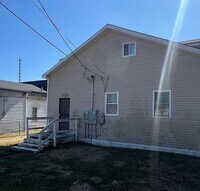 Building Photo - Welcome to our charming 1 bedroom