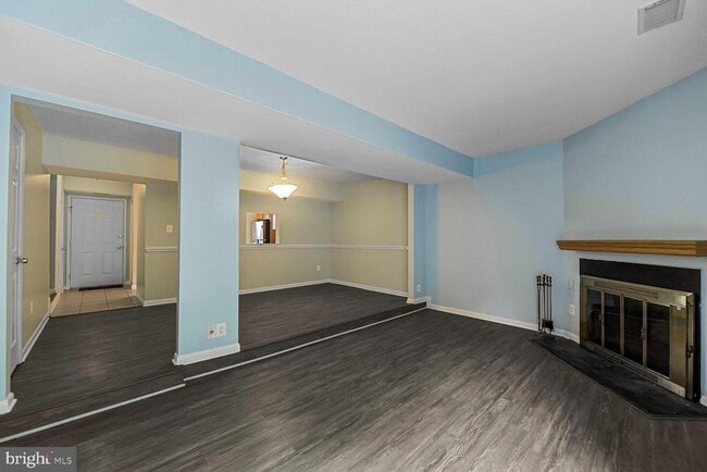 Building Photo - 13305 Apgar Pl