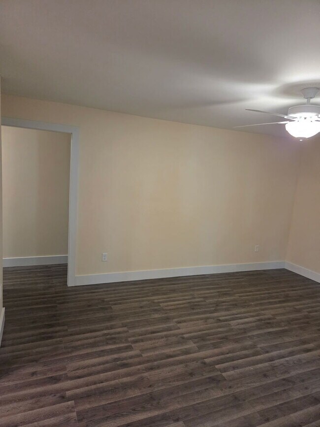 Building Photo - 21836 Orion Ave