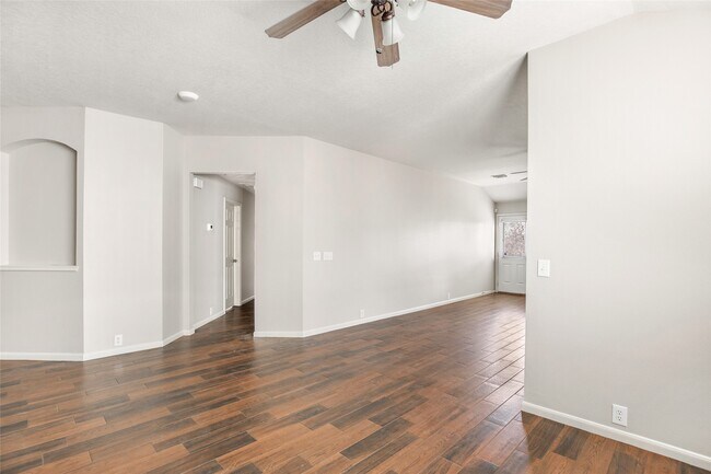 Building Photo - 2822 Foster Hill Dr