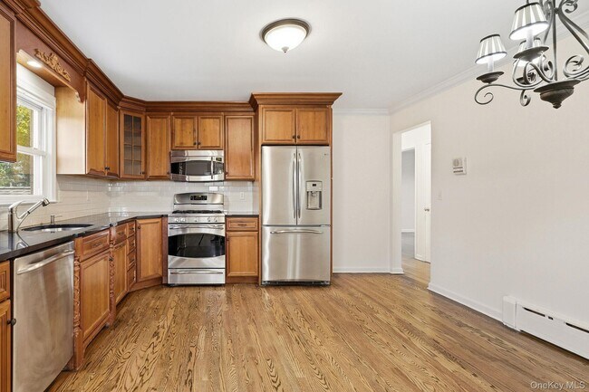 Building Photo - 222 Park Ave