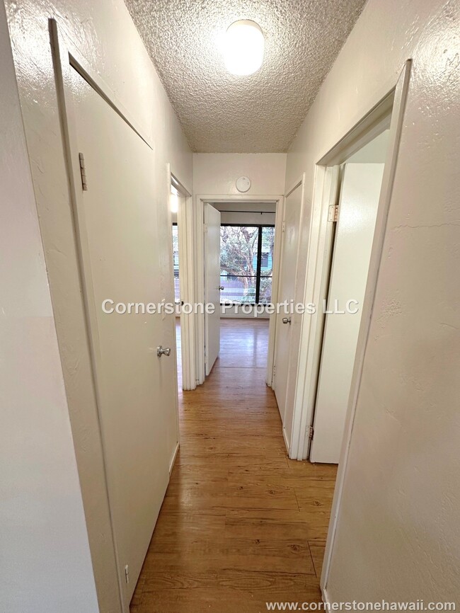 Building Photo - 87-122-122 Helelua St