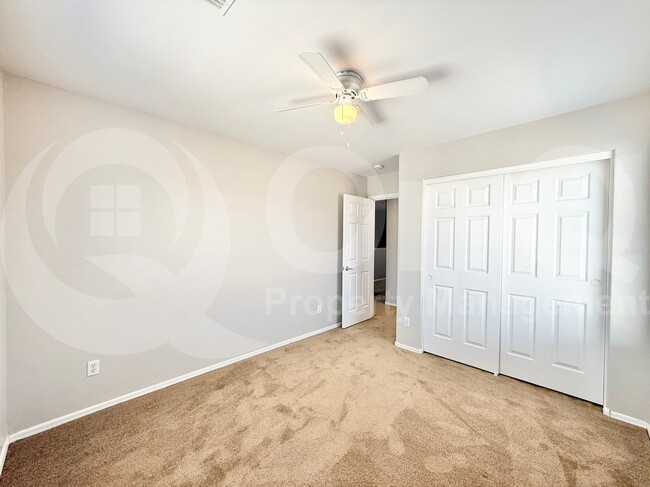 Building Photo - 3690 E Janelle Ct