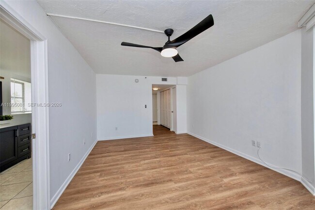 Building Photo - 20850 San Simeon Way