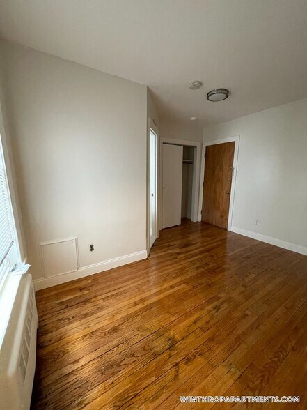 Building Photo - 90 Winthrop Shore Dr