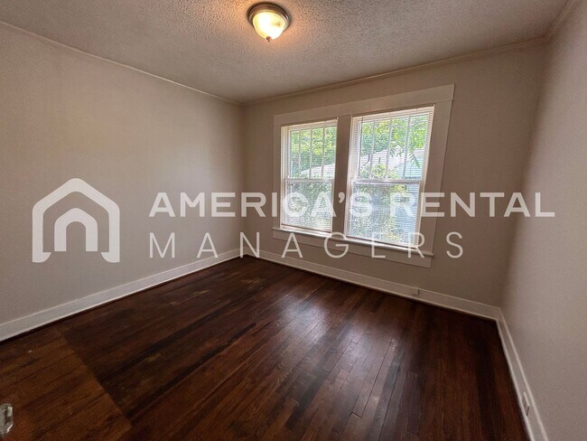 Building Photo - 731 81st St S