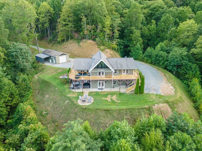 Building Photo - 629 Cherry Hill Dr