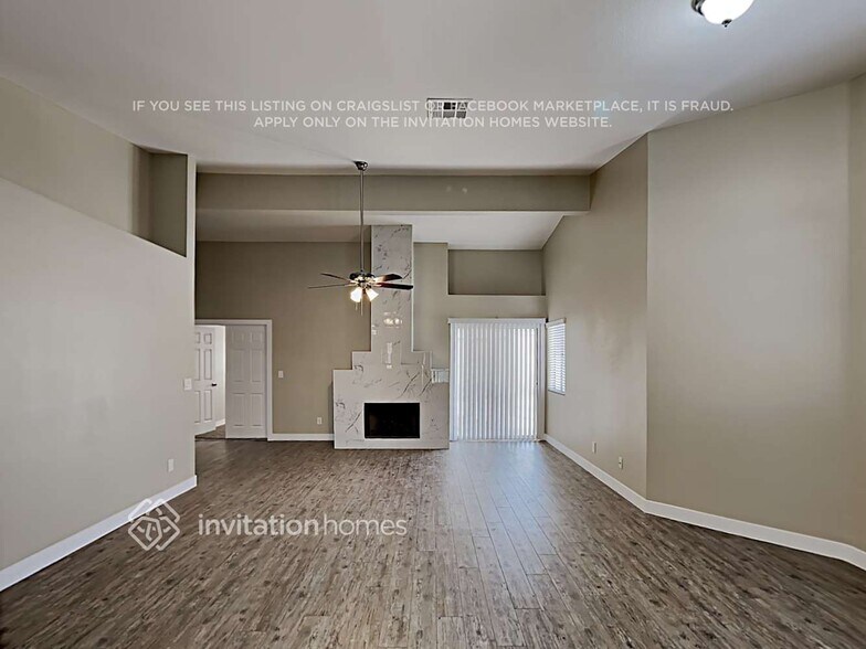 Building Photo - 1613 Fig Palm Ct