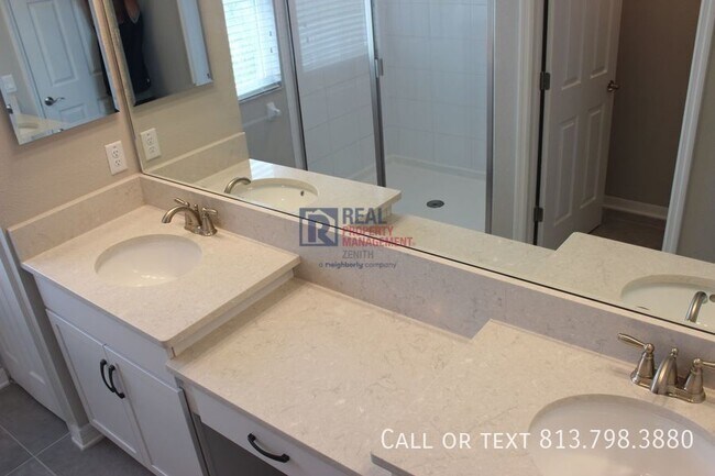 Building Photo - 2454 Stapleford Pl