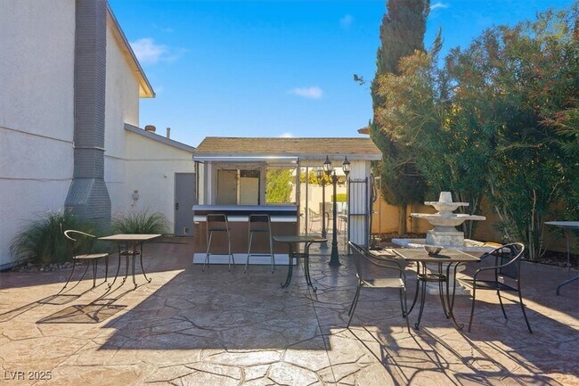 Building Photo - 3182 Moonflower Dr