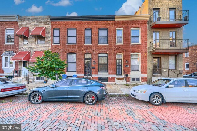Building Photo - 1620 E Clement St