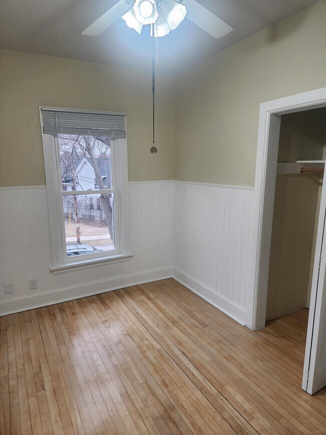 Building Photo - 2122 Rusk St