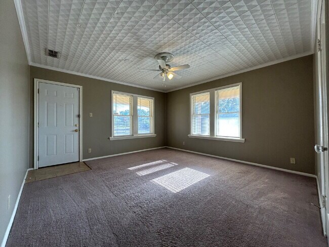 Building Photo - A Lubbock Gem Awaits!