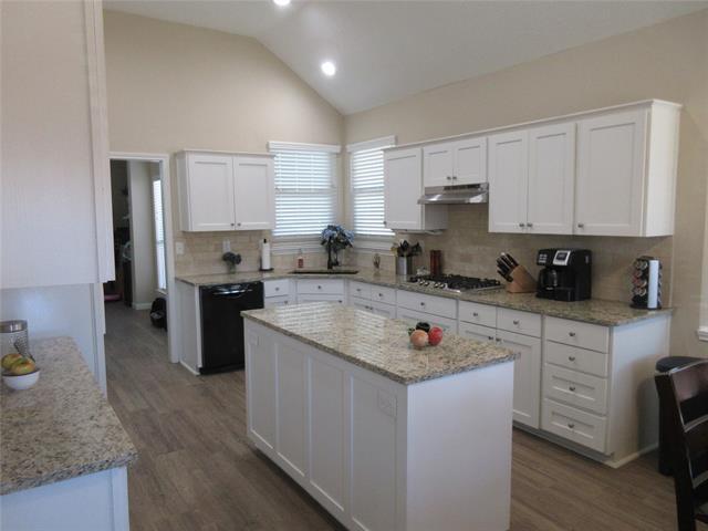 Building Photo - 713 Victorian Dr