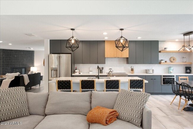 Building Photo - 11601 N 50th Pl