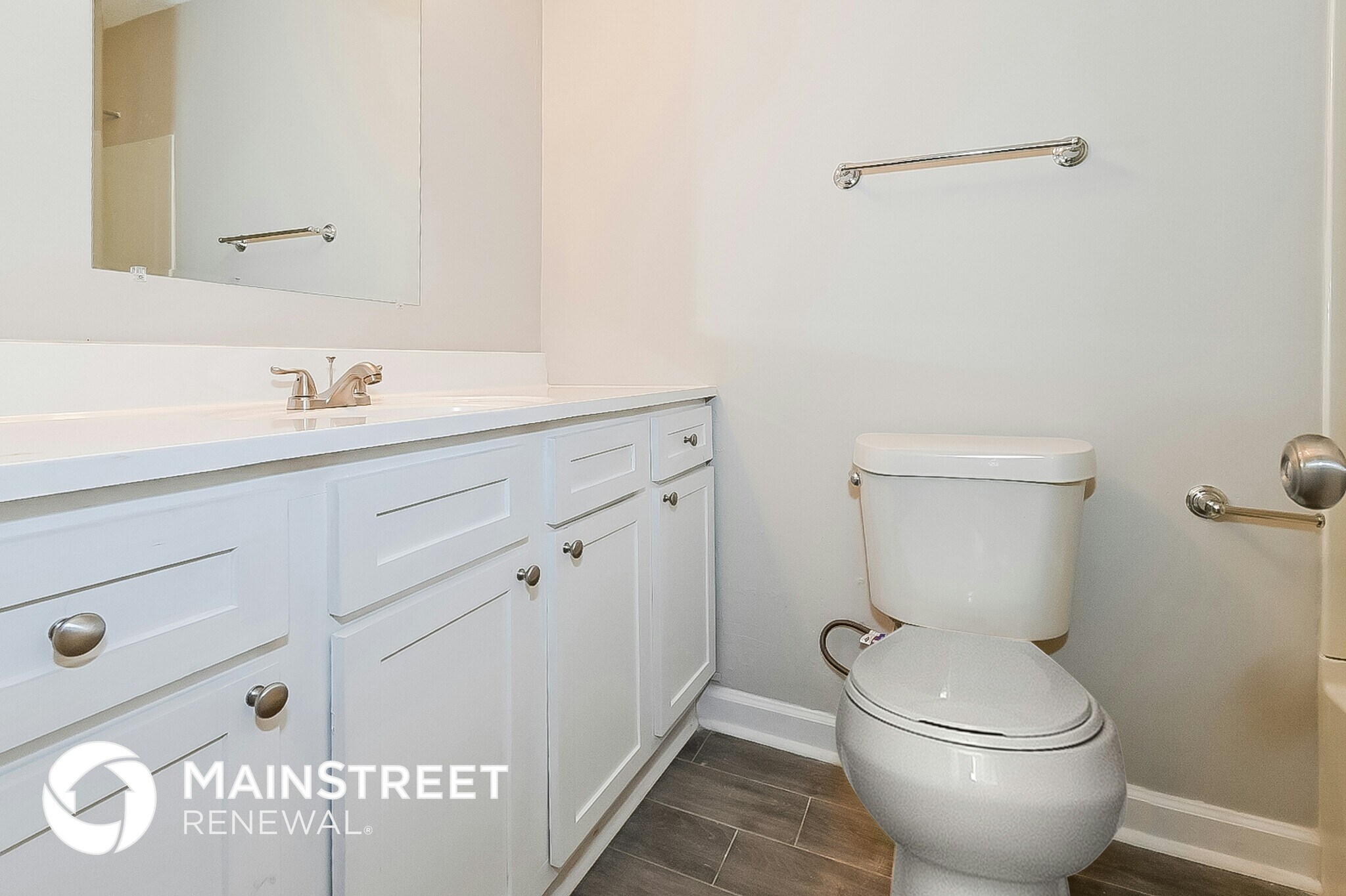 Building Photo - 6045 Valleydale Dr