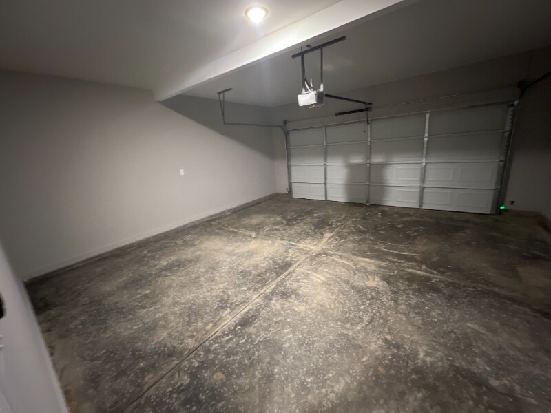Building Photo - 128 Anna Ln