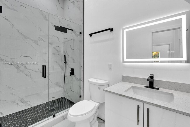 Building Photo - 5850 NE 3rd Ave